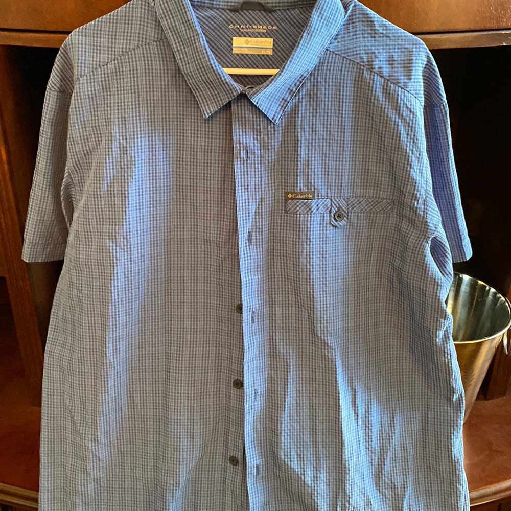 Columbia Short Sleeve Shirt
